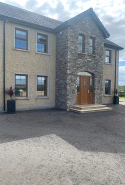 window Bands - Dry Dash